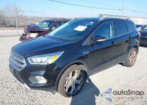 2017 Ford Escape Titanium из США, поврежденный, VIN 1FMCU9J93HUC74036